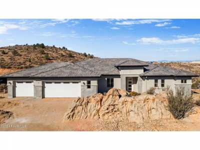 Home For Sale in Prescott Valley, Arizona