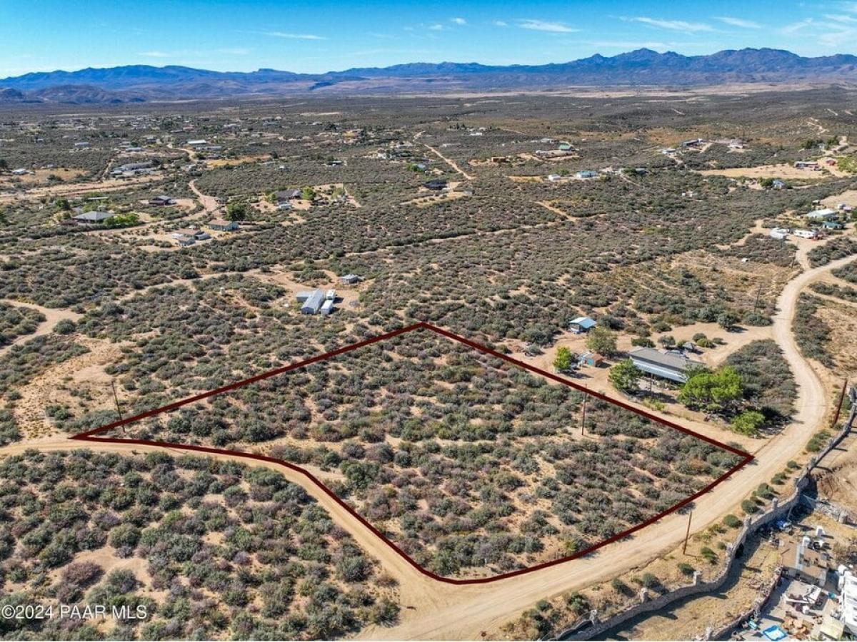 Picture of Residential Land For Sale in Kirkland, Arizona, United States