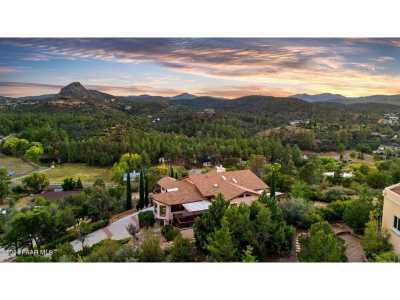 Home For Sale in Prescott, Arizona