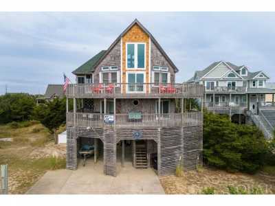 Home For Sale in Waves, North Carolina