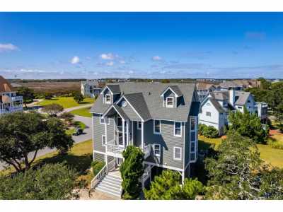 Home For Sale in Manteo, North Carolina