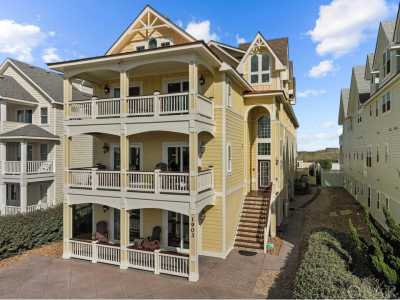 Home For Sale in Kill Devil Hills, North Carolina