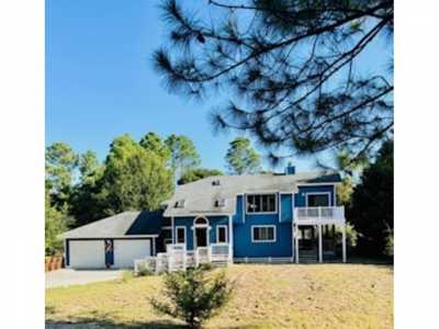 Home For Sale in Southern Shores, North Carolina