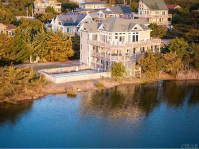 Home For Sale in Waves, North Carolina