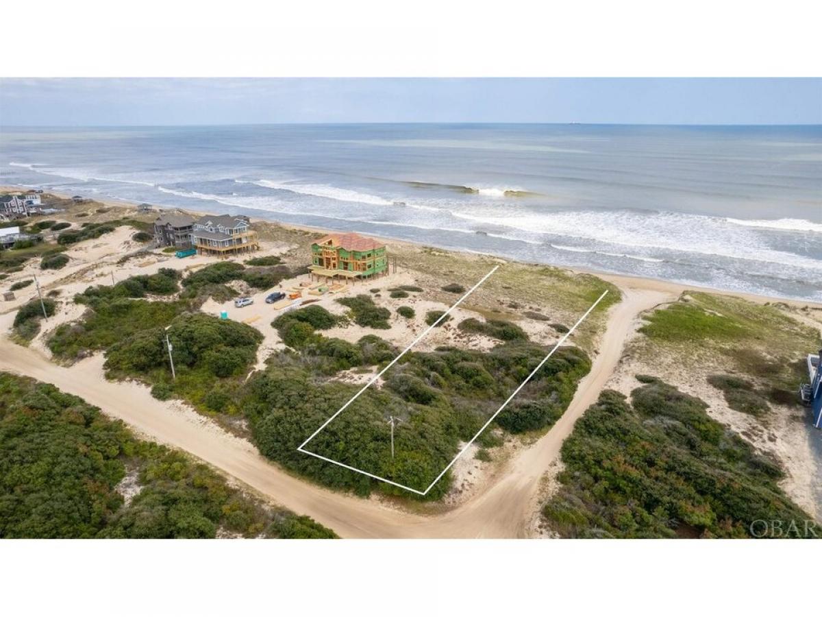 Picture of Residential Land For Sale in Corolla, North Carolina, United States