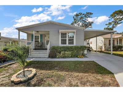 Home For Sale in Grand Island, Florida