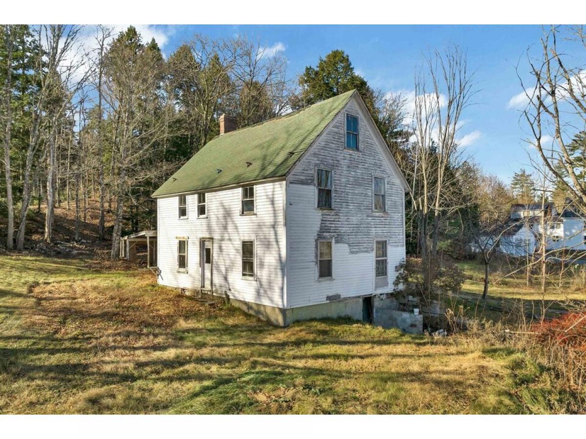 Picture of Home For Sale in Wakefield, New Hampshire, United States