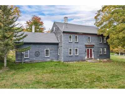 Home For Sale in Wolfeboro, New Hampshire