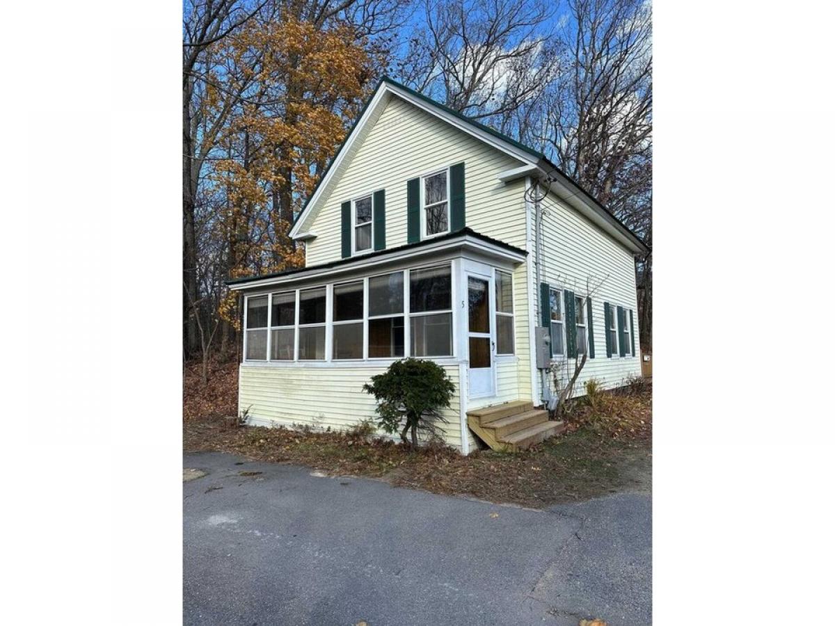 Picture of Home For Rent in Rochester, New Hampshire, United States