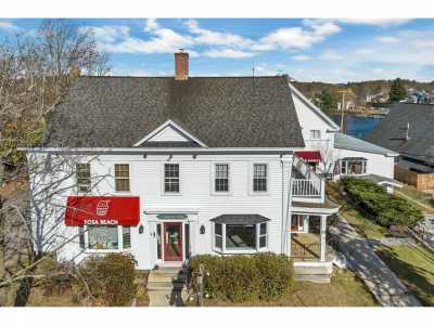 Home For Sale in Wolfeboro, New Hampshire