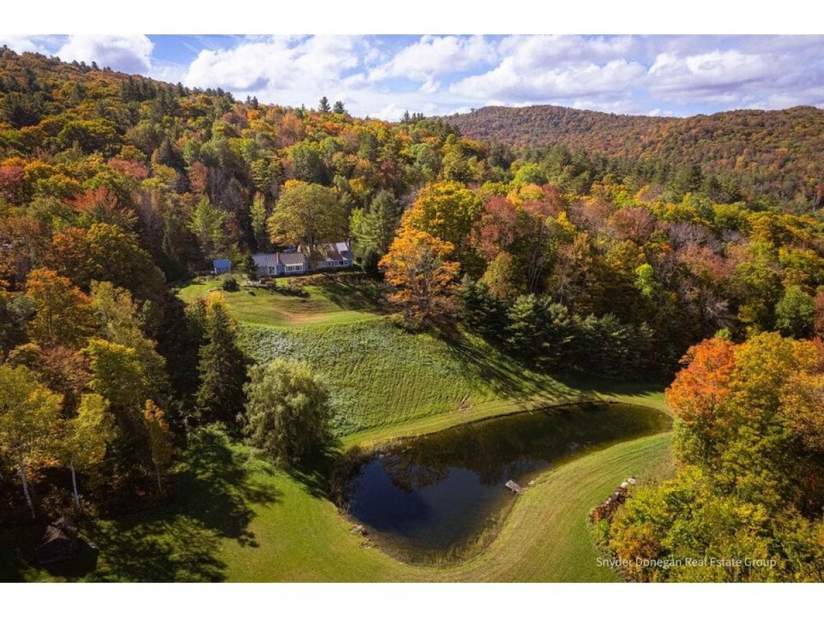 Picture of Home For Sale in Pomfret, Vermont, United States