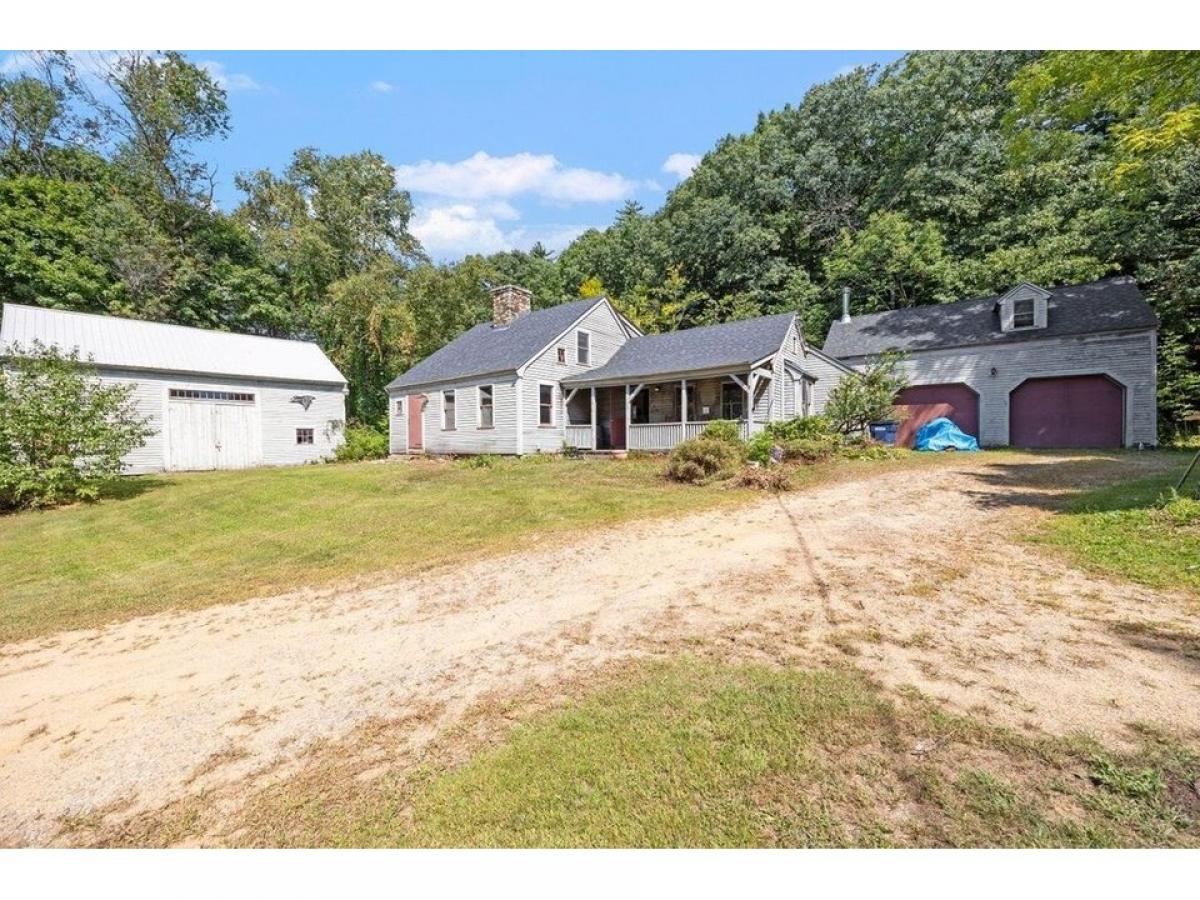 Picture of Home For Sale in Belmont, New Hampshire, United States