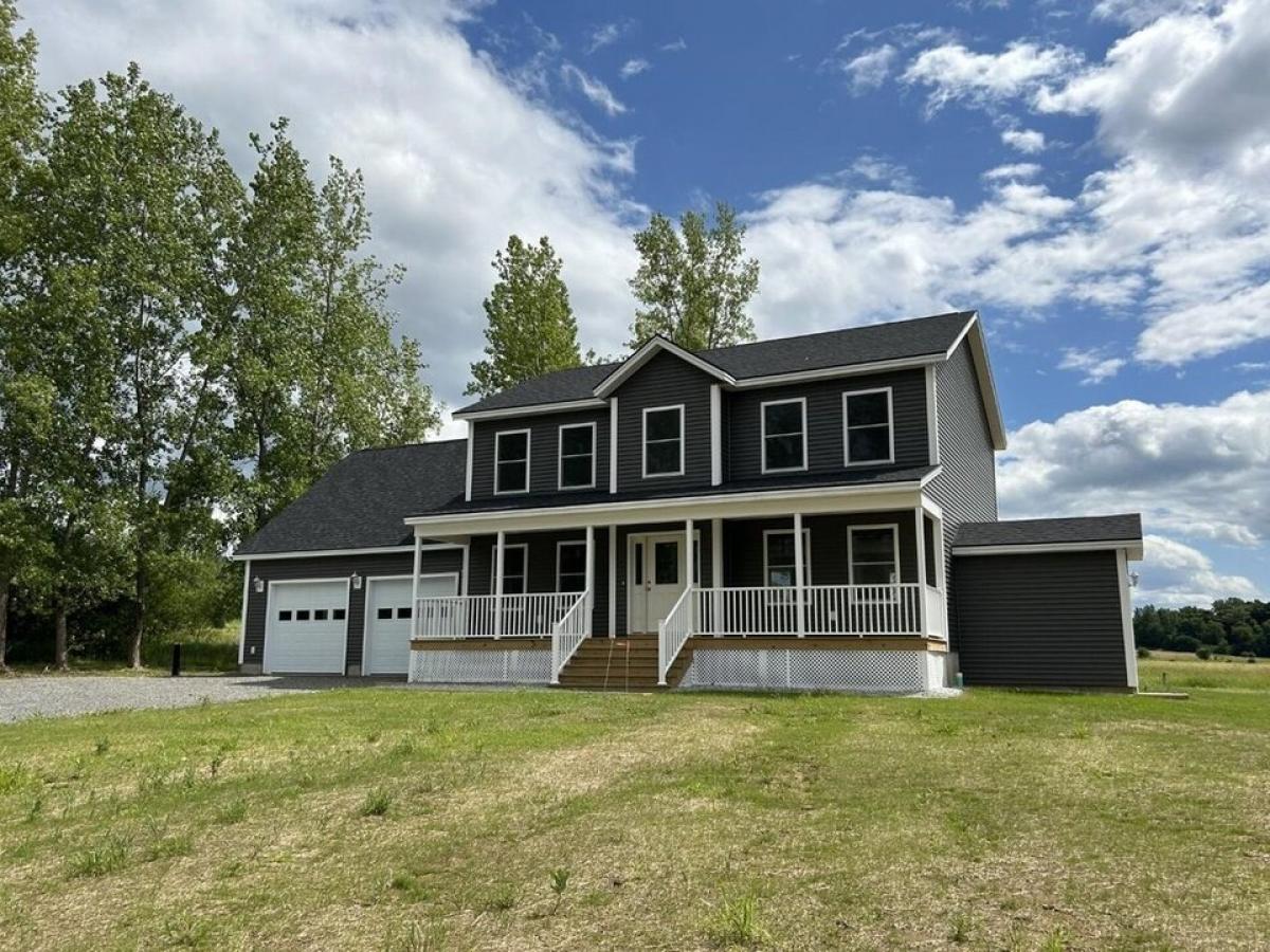 Picture of Home For Sale in Georgia, Vermont, United States