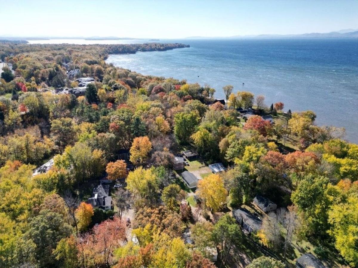 Picture of Residential Land For Sale in Burlington, Vermont, United States