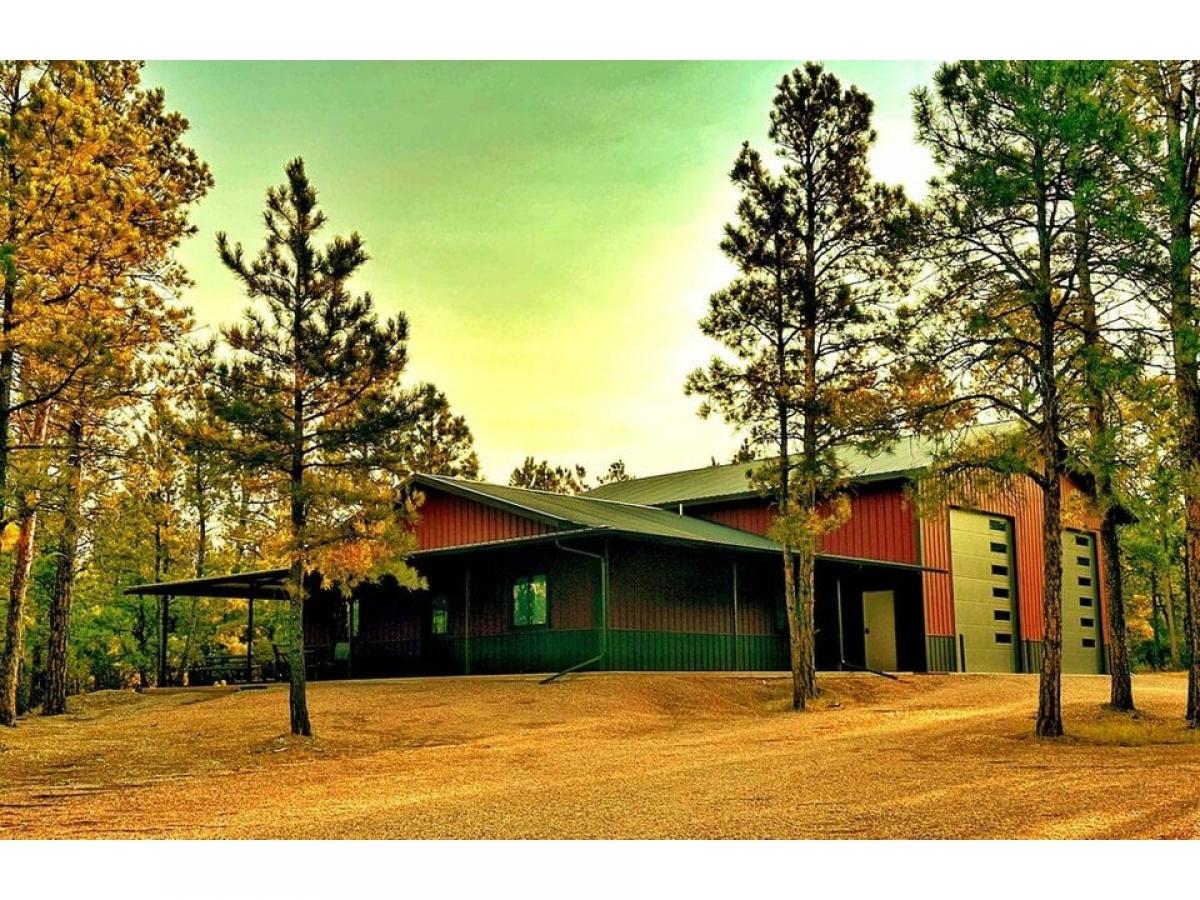 Picture of Home For Sale in Moorcroft, Wyoming, United States