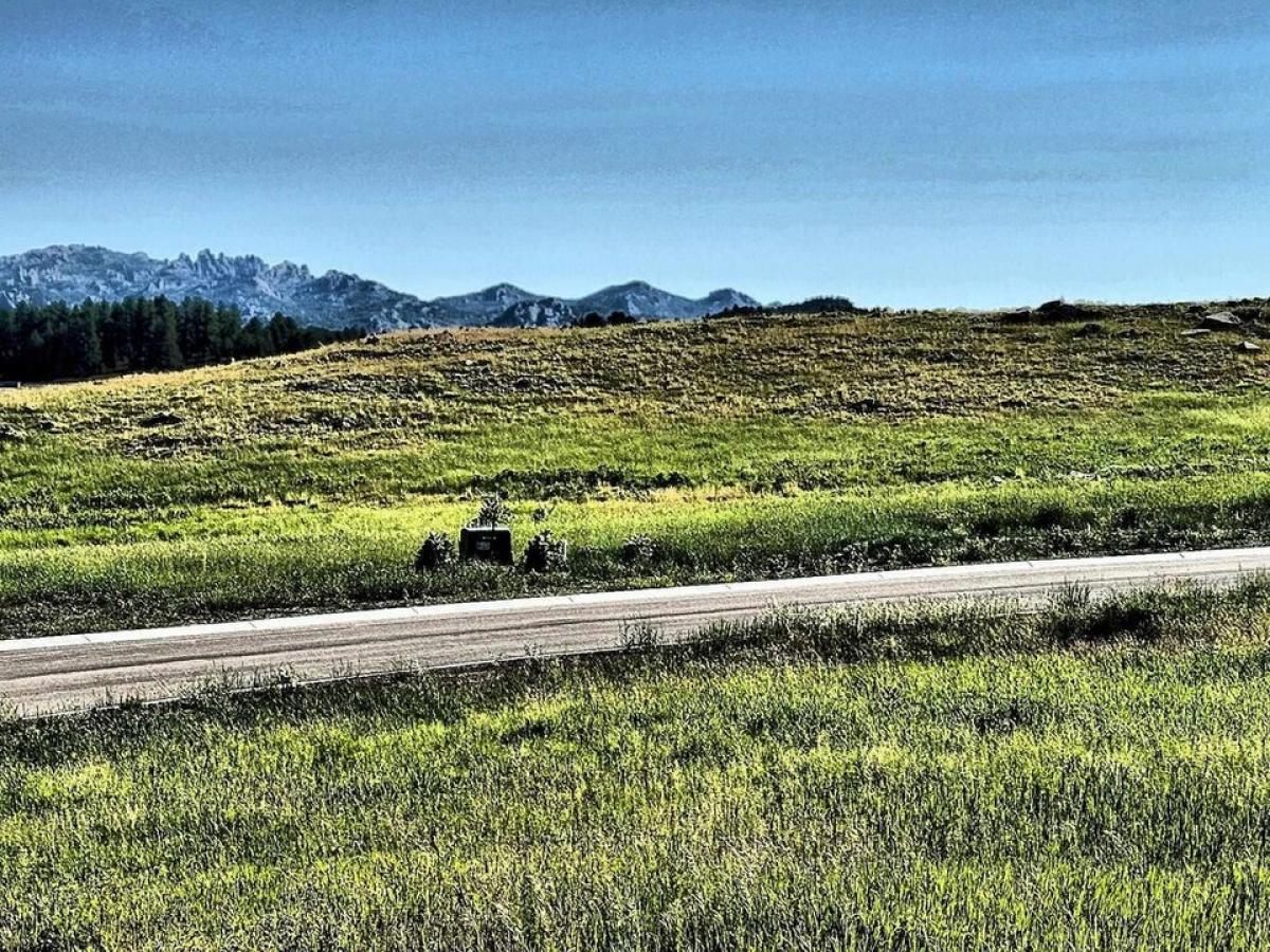 Picture of Residential Land For Sale in Custer, South Dakota, United States