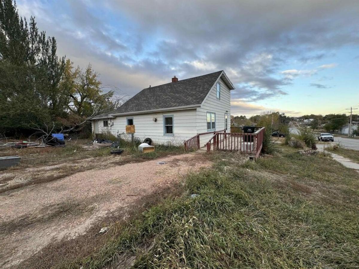 Picture of Home For Sale in Rapid City, South Dakota, United States