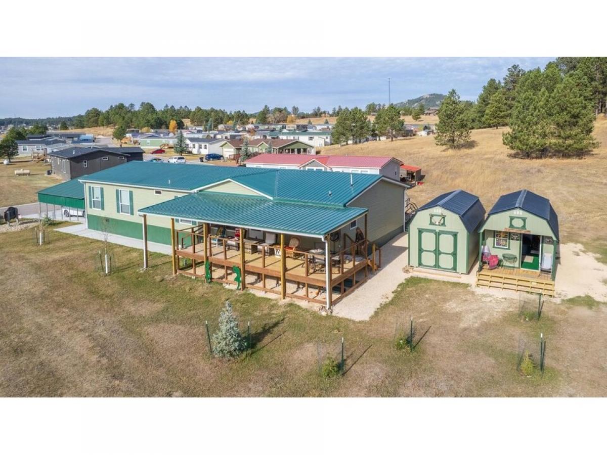 Picture of Home For Sale in Custer, South Dakota, United States