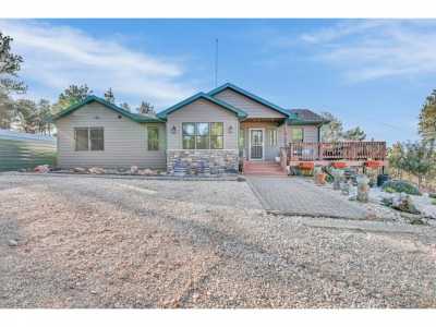 Home For Sale in Hot Springs, South Dakota