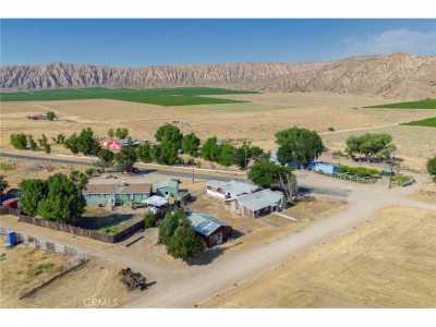 Home For Sale in New Cuyama, California