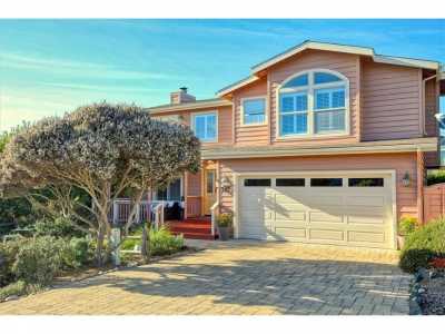 Home For Sale in Cambria, California