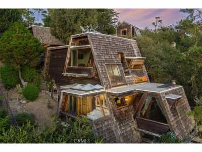 Home For Sale in Cambria, California