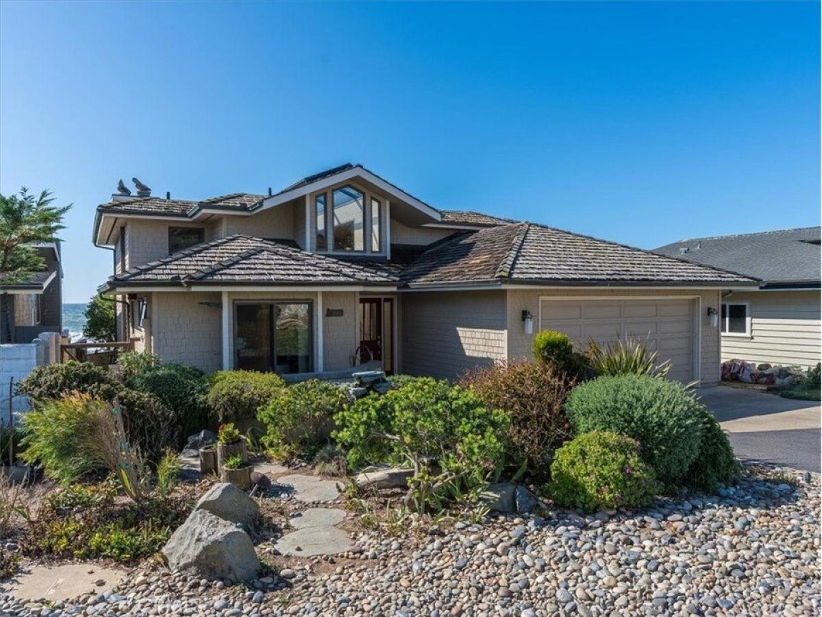 Picture of Home For Sale in Cambria, California, United States