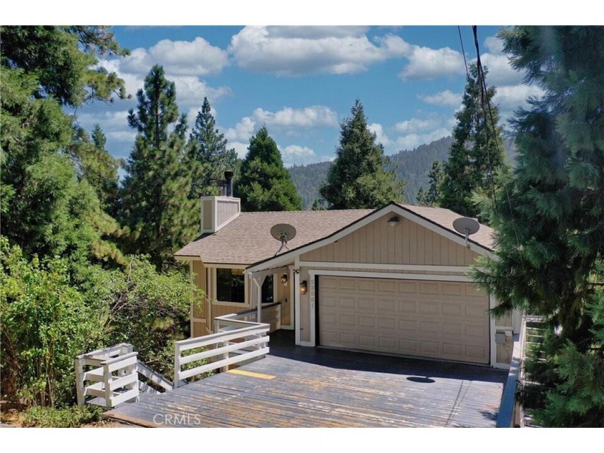 Picture of Home For Sale in Crestline, California, United States