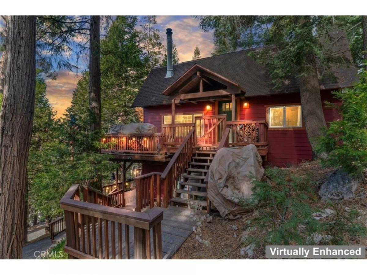 Picture of Home For Sale in Lake Arrowhead, California, United States