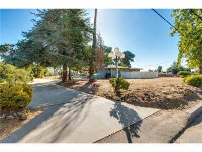 Home For Sale in Cherry Valley, California