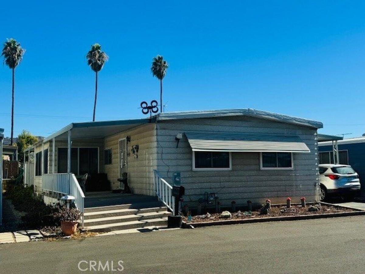 Picture of Home For Sale in Calimesa, California, United States