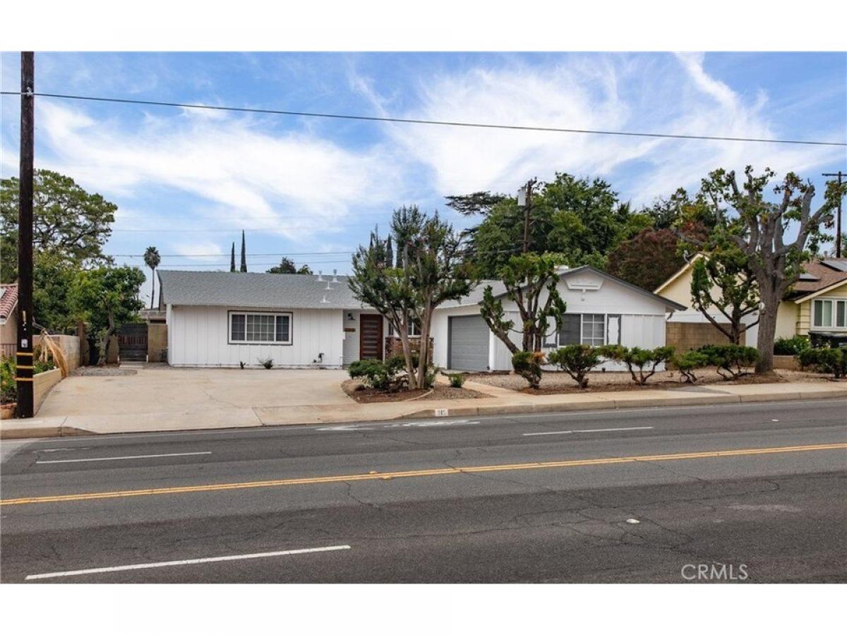 Picture of Home For Sale in Redlands, California, United States