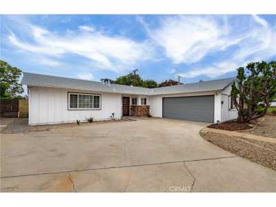 Home For Sale in Redlands, California