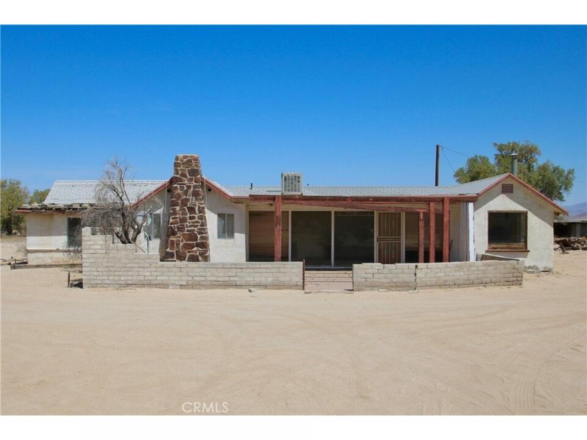 Picture of Home For Sale in 29 Palms, California, United States