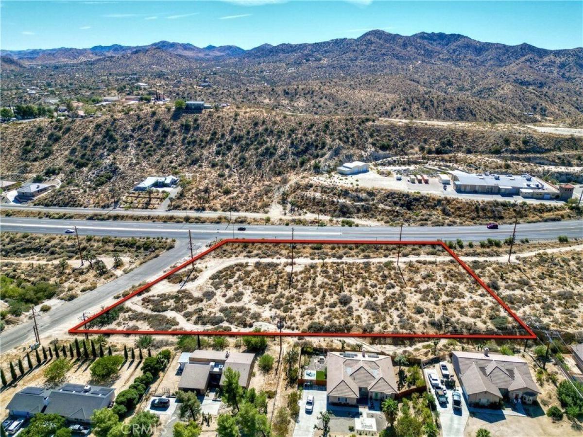 Picture of Residential Land For Sale in Yucca Valley, California, United States