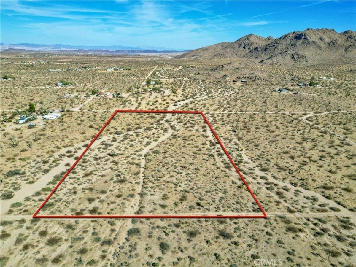 Picture of Residential Land For Sale in Yucca Valley, California, United States