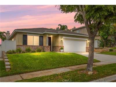 Home For Sale in Redlands, California