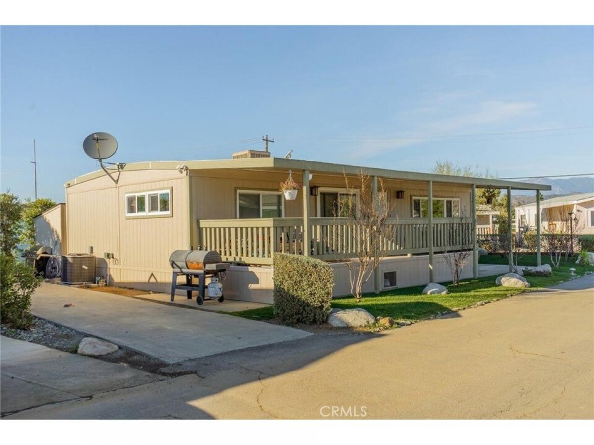 Picture of Home For Sale in Calimesa, California, United States