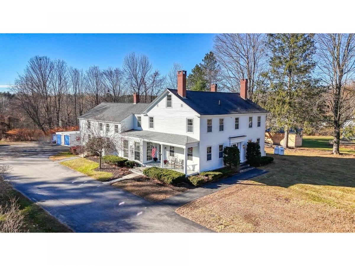 Picture of Home For Sale in Manchester, Maine, United States