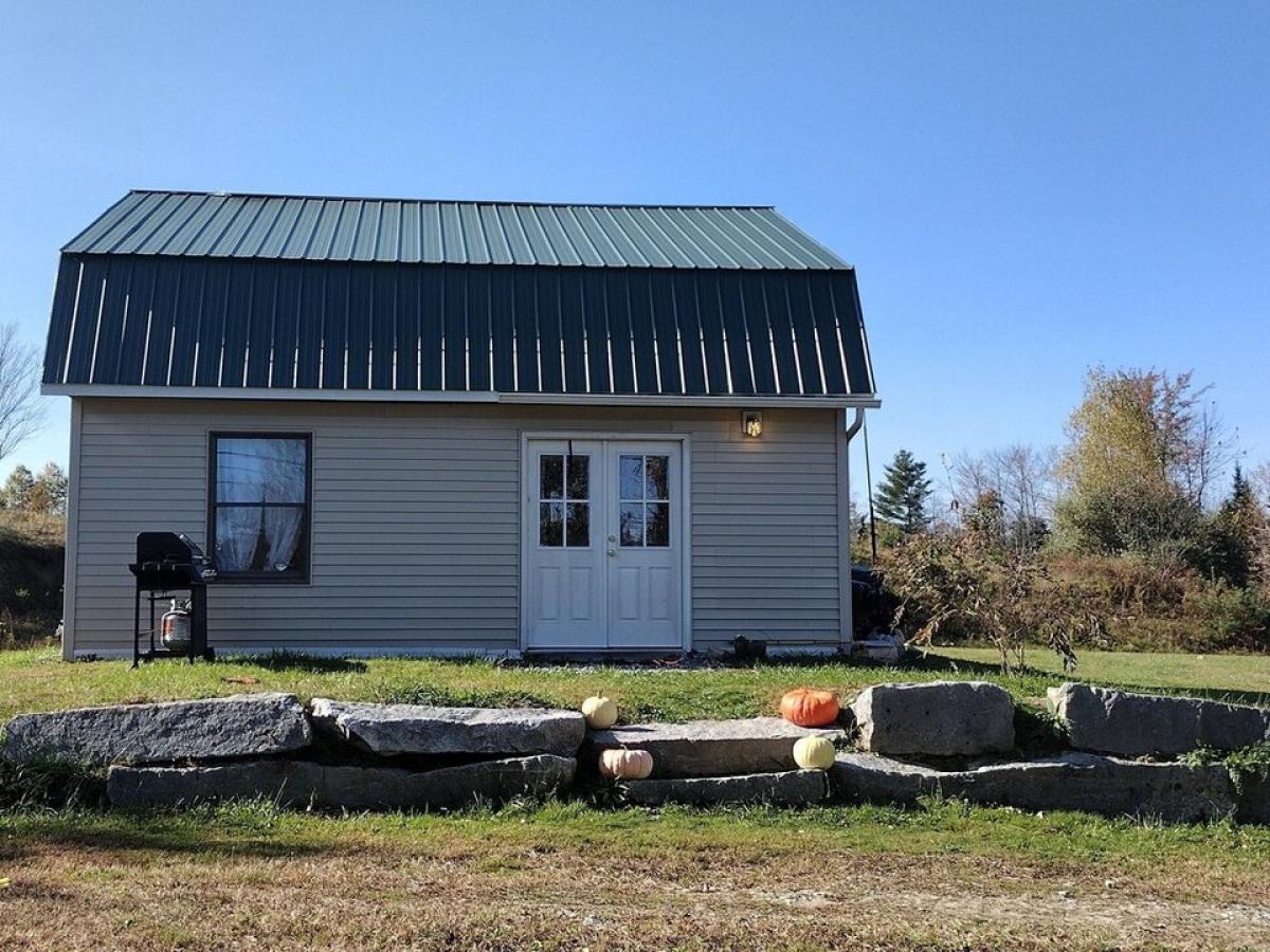 Picture of Home For Sale in Belgrade, Maine, United States