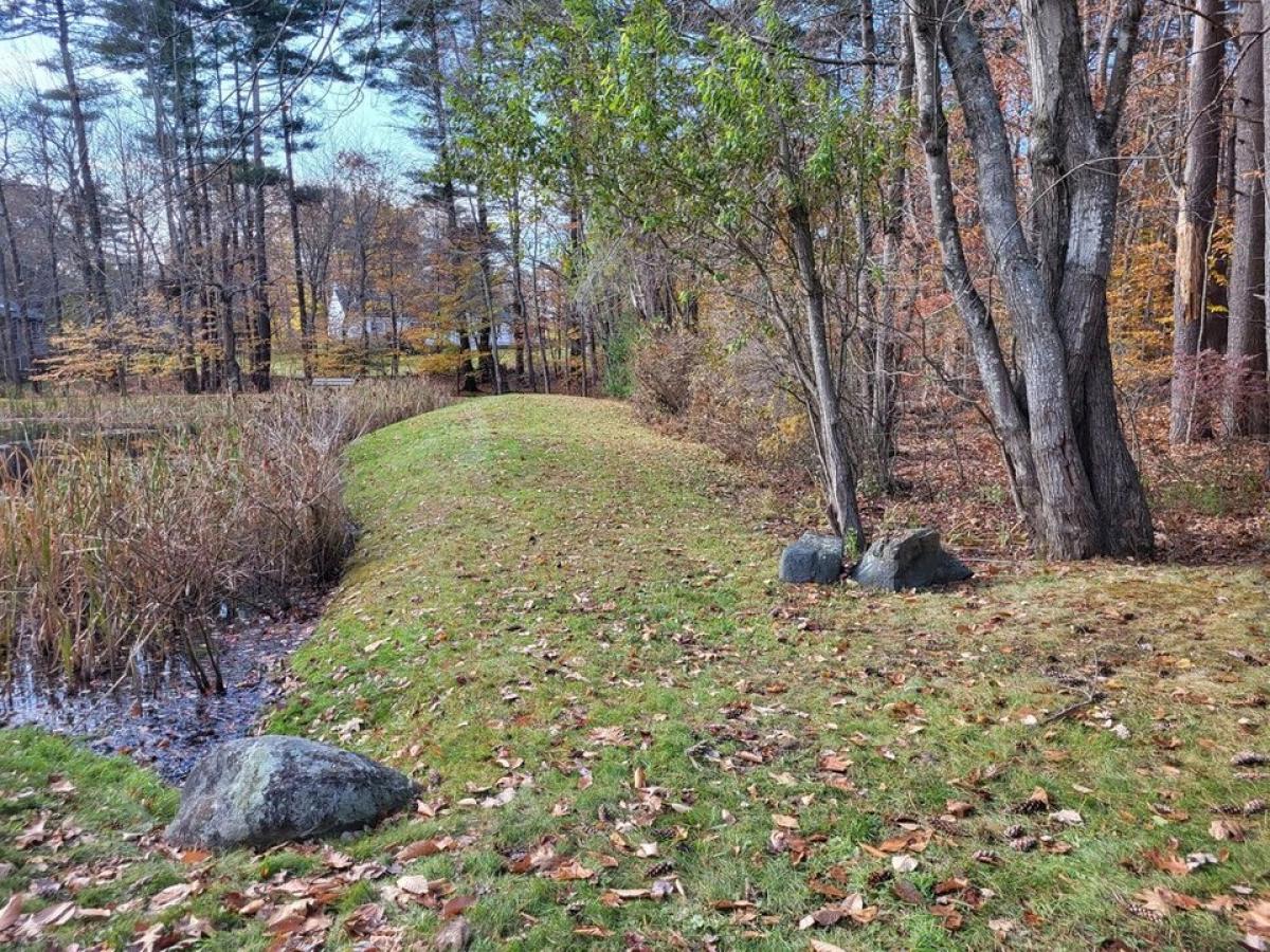 Picture of Residential Land For Sale in Ogunquit, Maine, United States