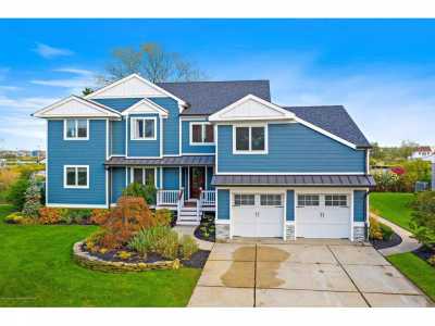 Home For Sale in Monmouth Beach, New Jersey