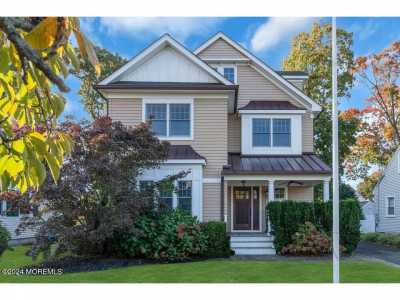 Home For Sale in Sea Girt, New Jersey