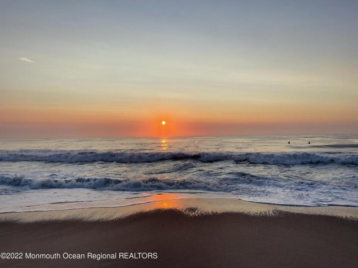 Picture of Home For Rent in Lavallette, New Jersey, United States