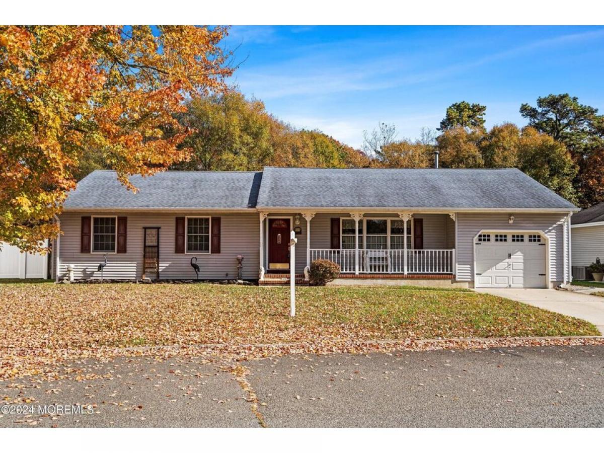 Picture of Home For Sale in Forked River, New Jersey, United States