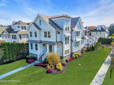 Home For Sale in Sea Girt, New Jersey