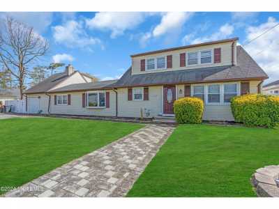 Home For Sale in Point Pleasant, New Jersey