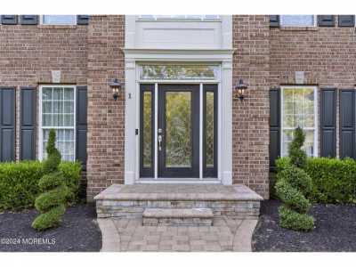 Home For Sale in Farmingdale, New Jersey