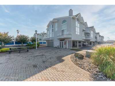 Home For Sale in Beach Haven, New Jersey