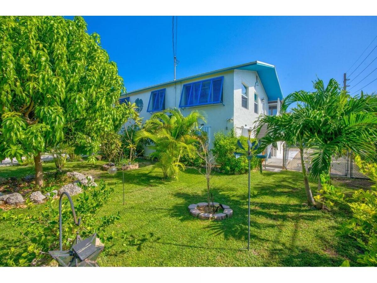 Picture of Home For Sale in Big Pine Key, Florida, United States